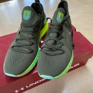 Under Armour Phantom Sneakers